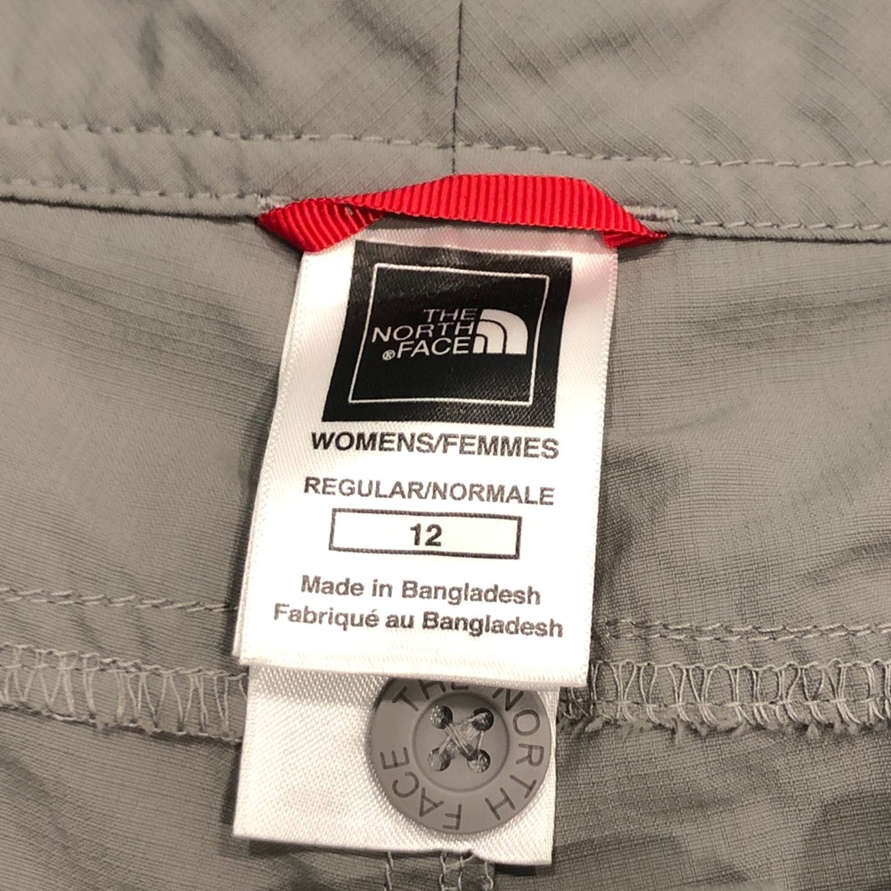North Face Women’s Shorts - Picture 6 of 7